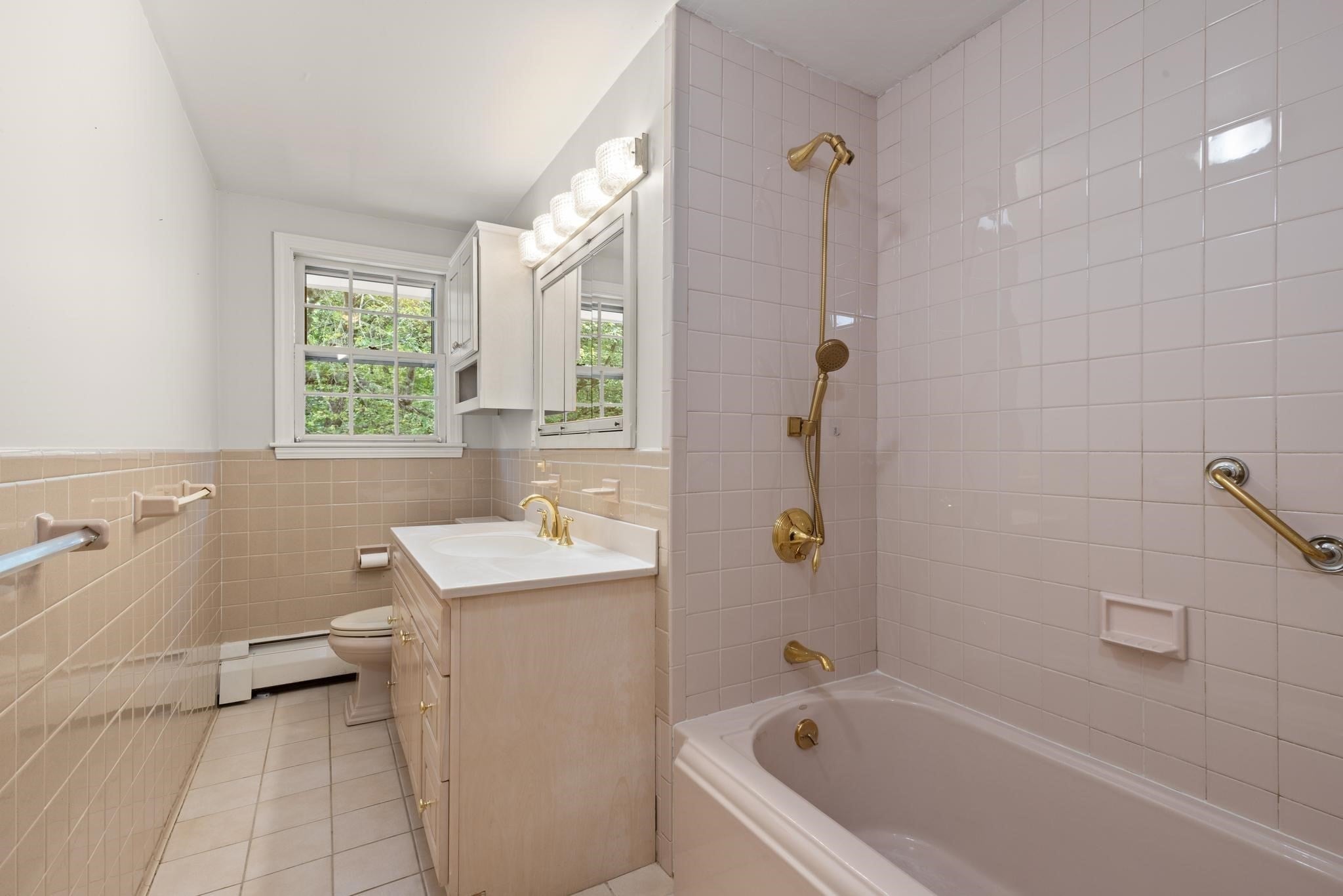 12 Old Stagecoach Rd, Bedford, MA Photo #23