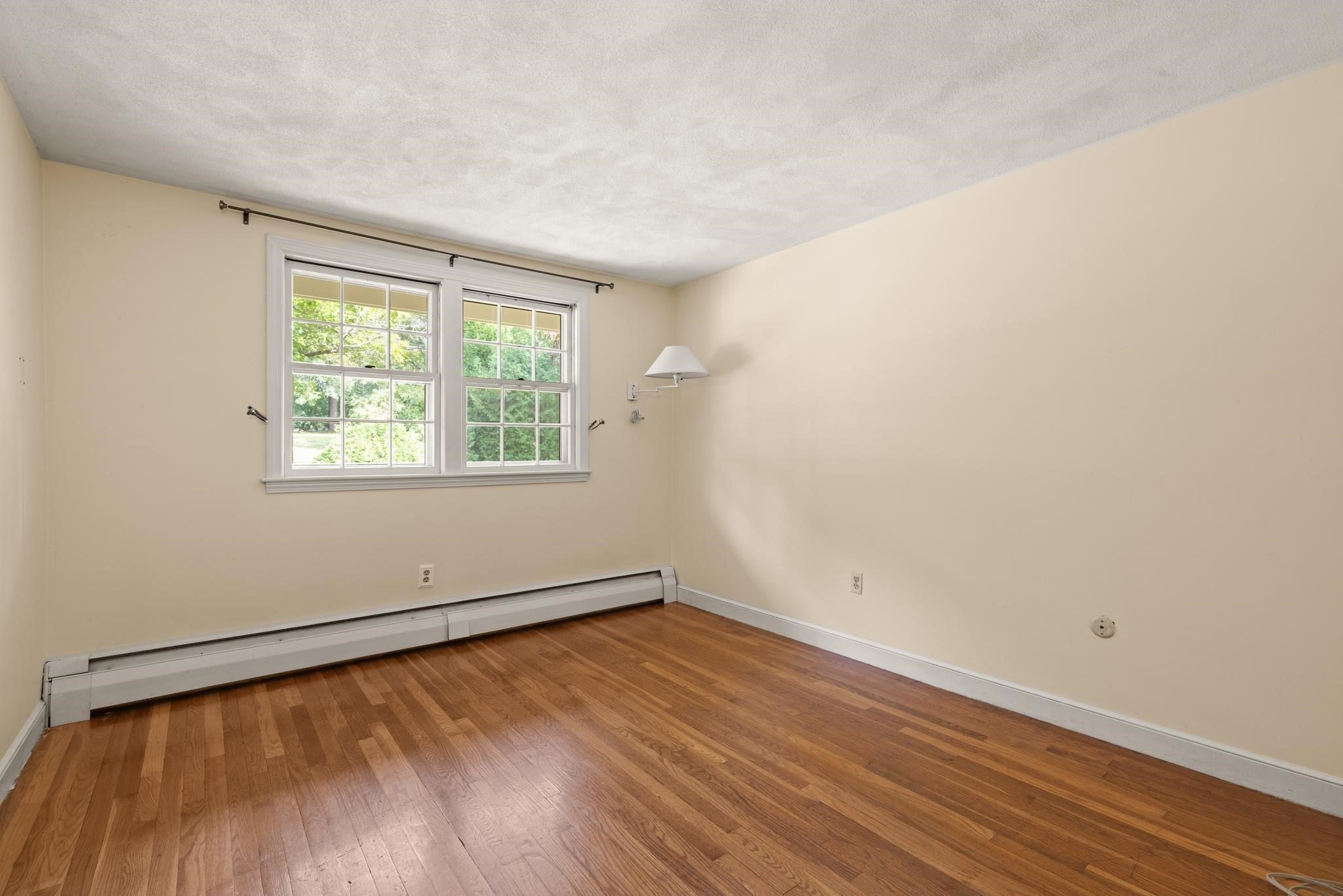 12 Old Stagecoach Rd, Bedford, MA Photo #21