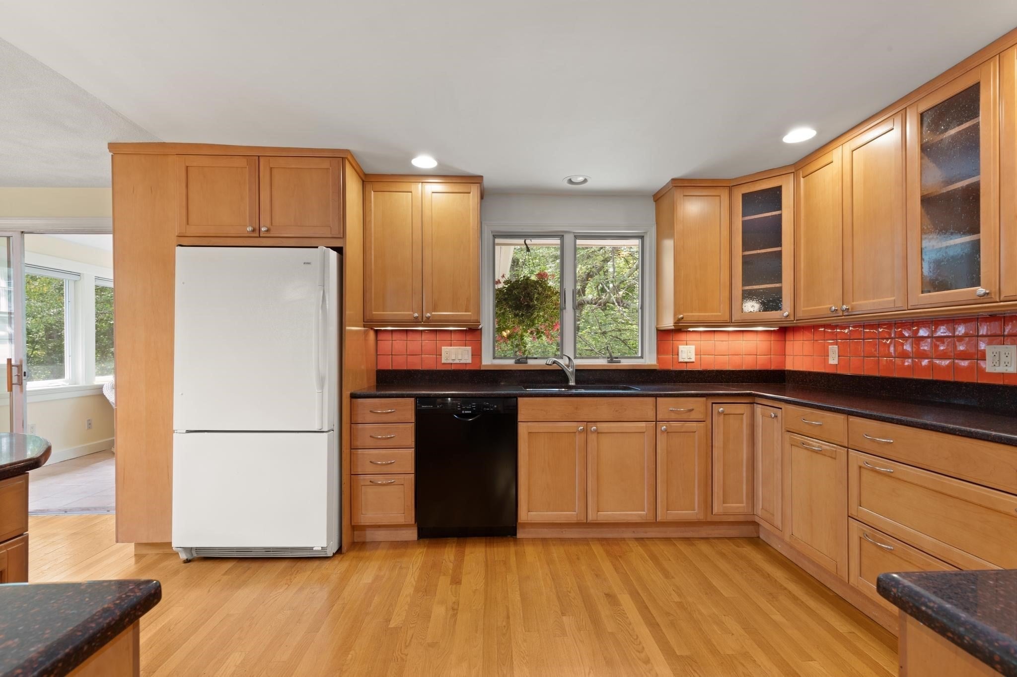 12 Old Stagecoach Rd, Bedford, MA Photo #14