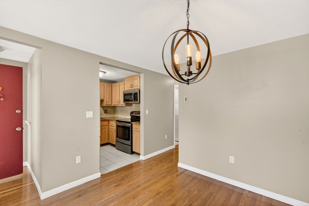 35 Hazen Rd F6