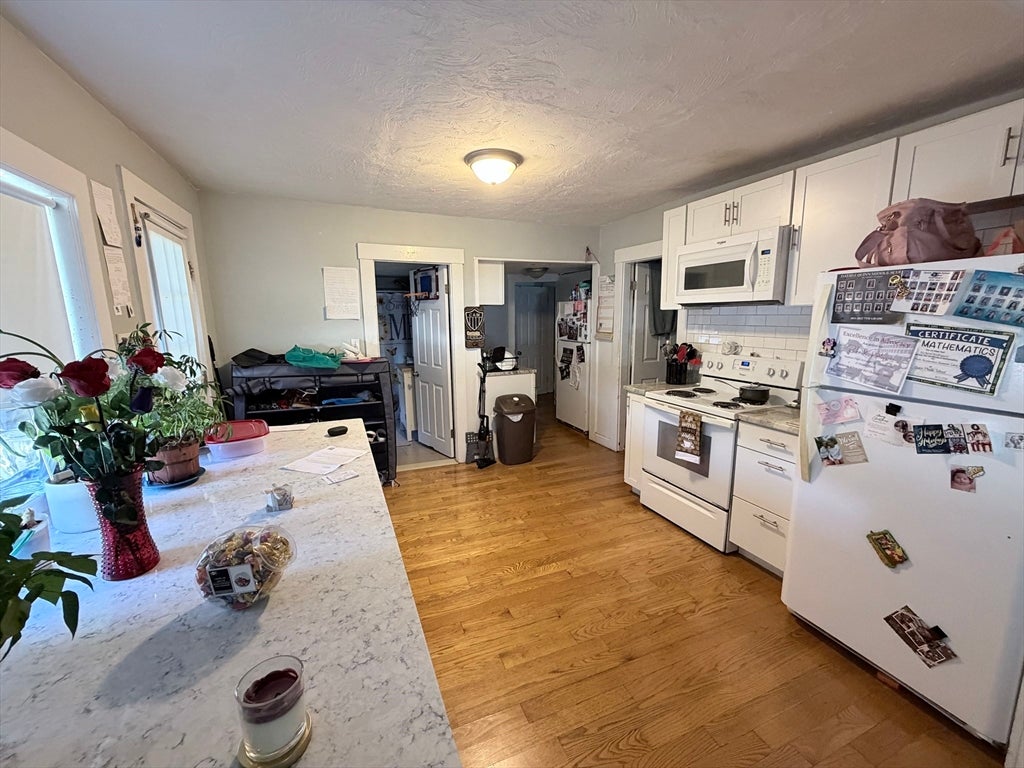 110 River St, Hudson, MA, 110 River St, Hudson, MA Photo #10