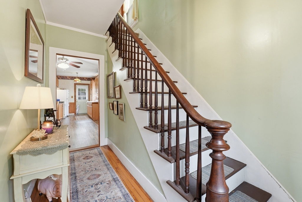 10 Hampden Ave