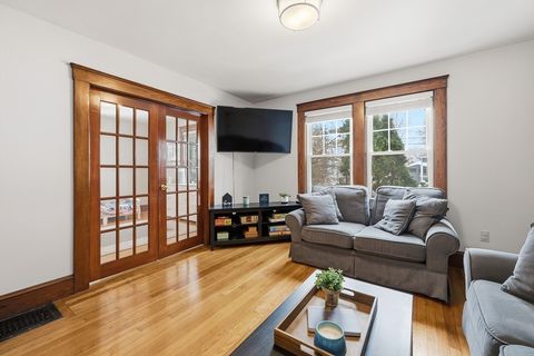 Photo of 233 Lowell St #1, Waltham, MA 02453 (MLS # 73524283)