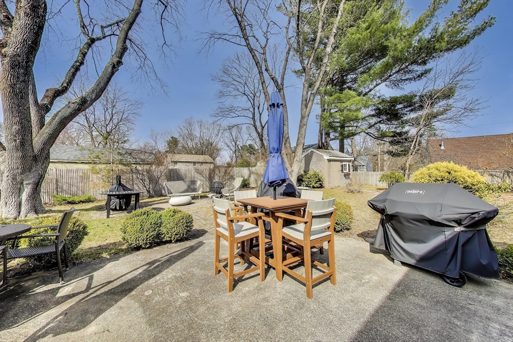 22 Irving St, Reading, MA Photo #30