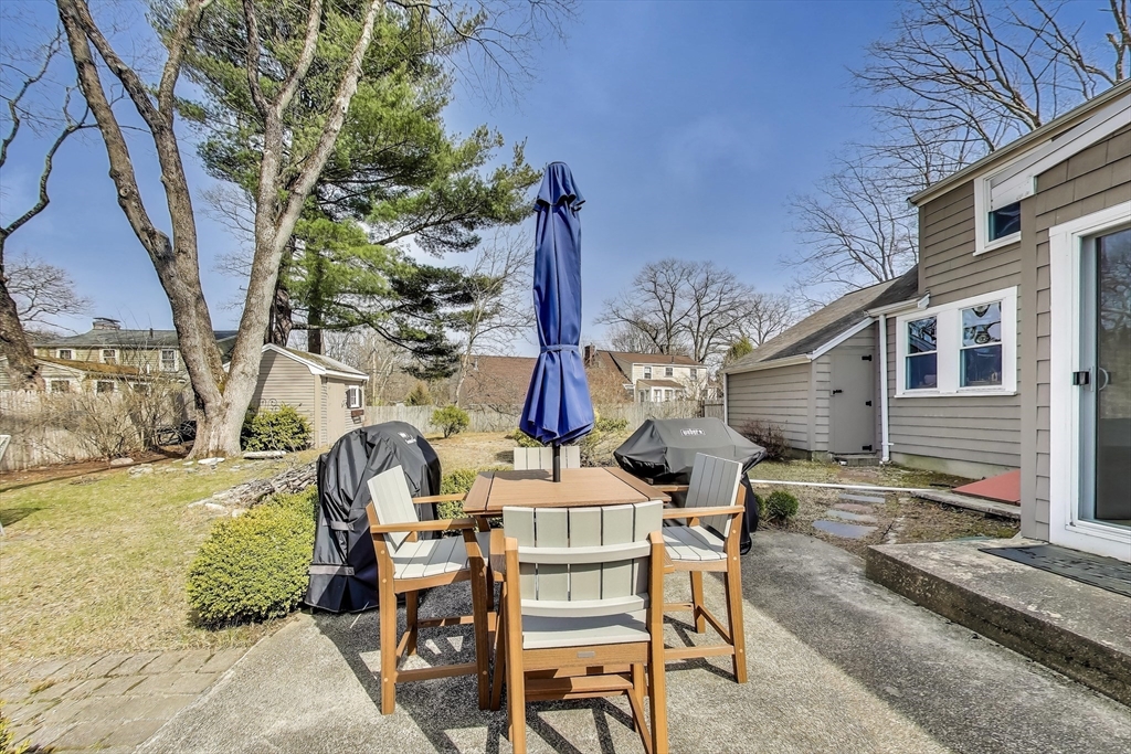 22 Irving St, Reading, MA Photo #31