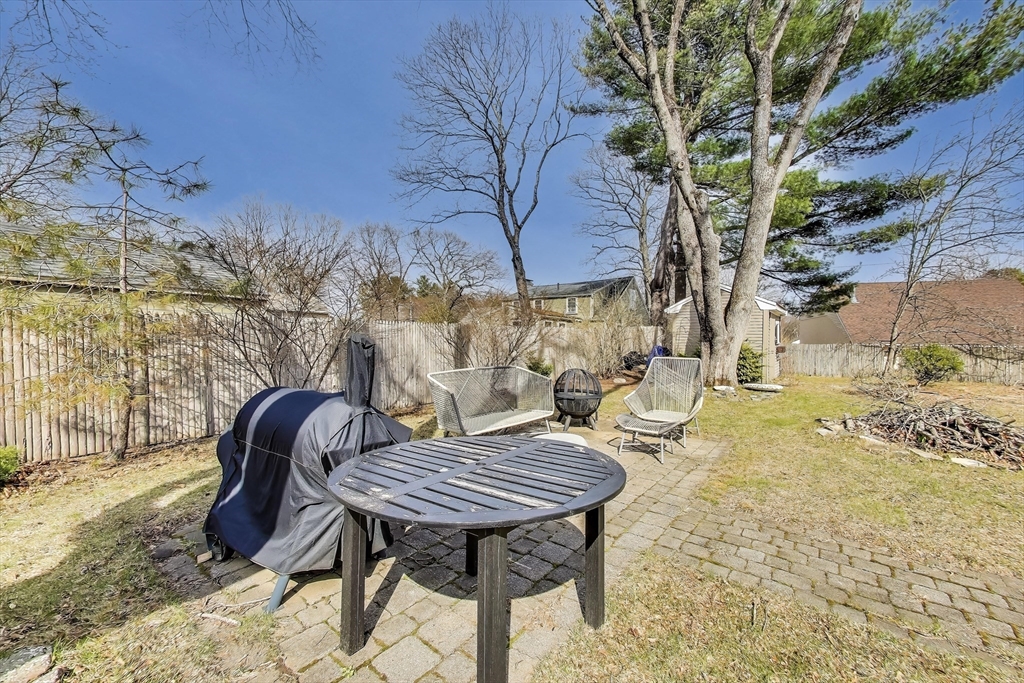 22 Irving St, Reading, MA Photo #32