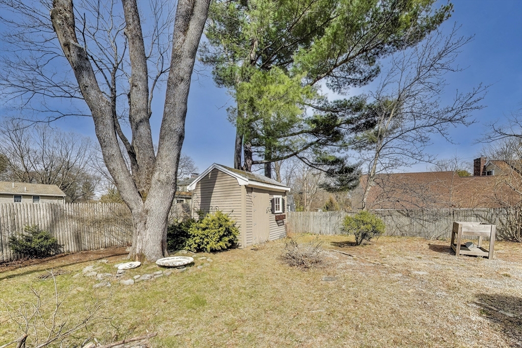 22 Irving St, Reading, MA Photo #34