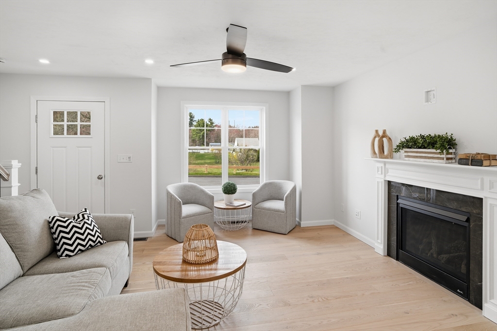 27 Ambrose Way #27, Shirley, MA Photo #7