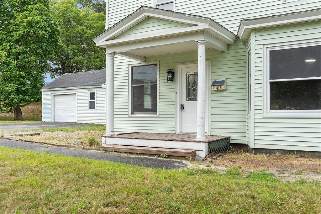 15 Bliss St
