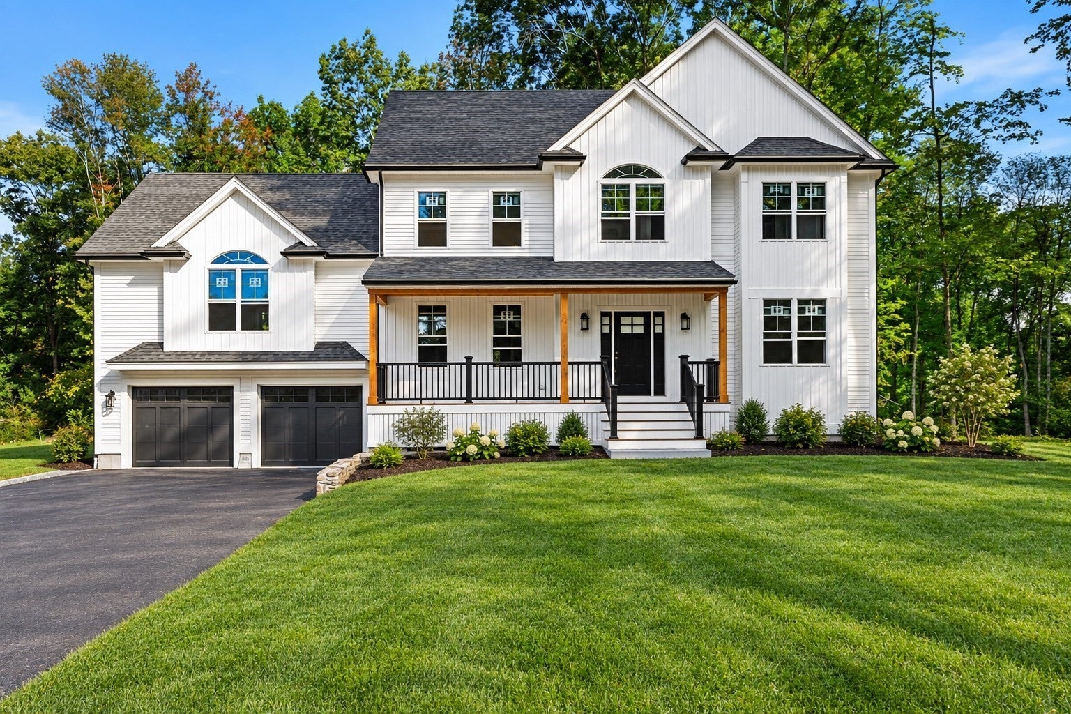 168 Vale St, Tewksbury, MA Photo #2