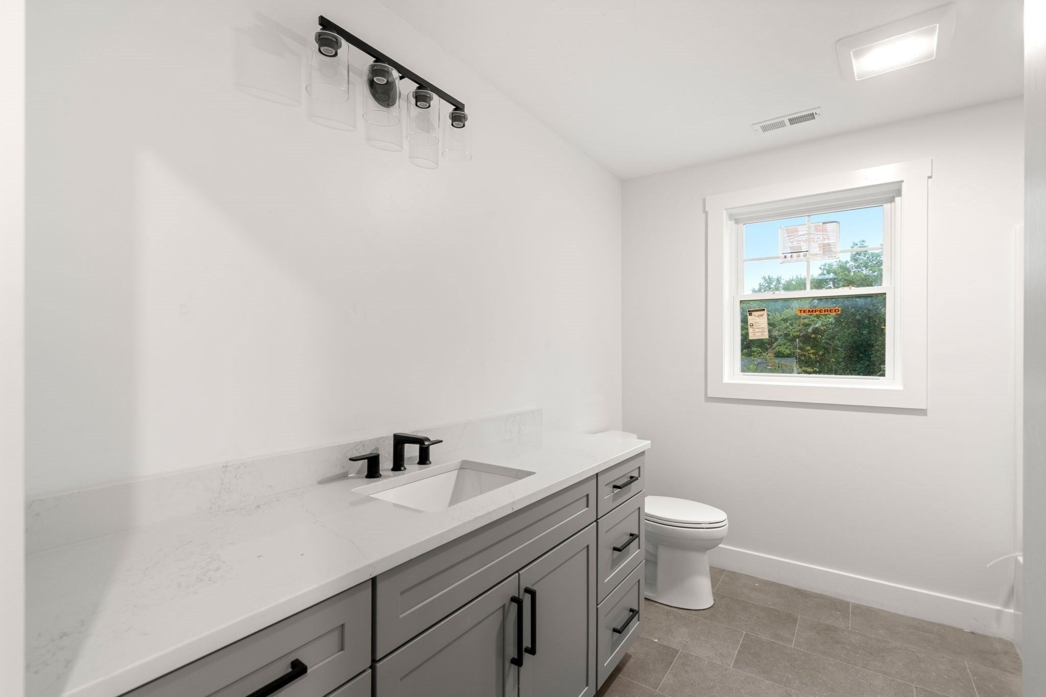 168 Vale St, Tewksbury, MA Photo #17