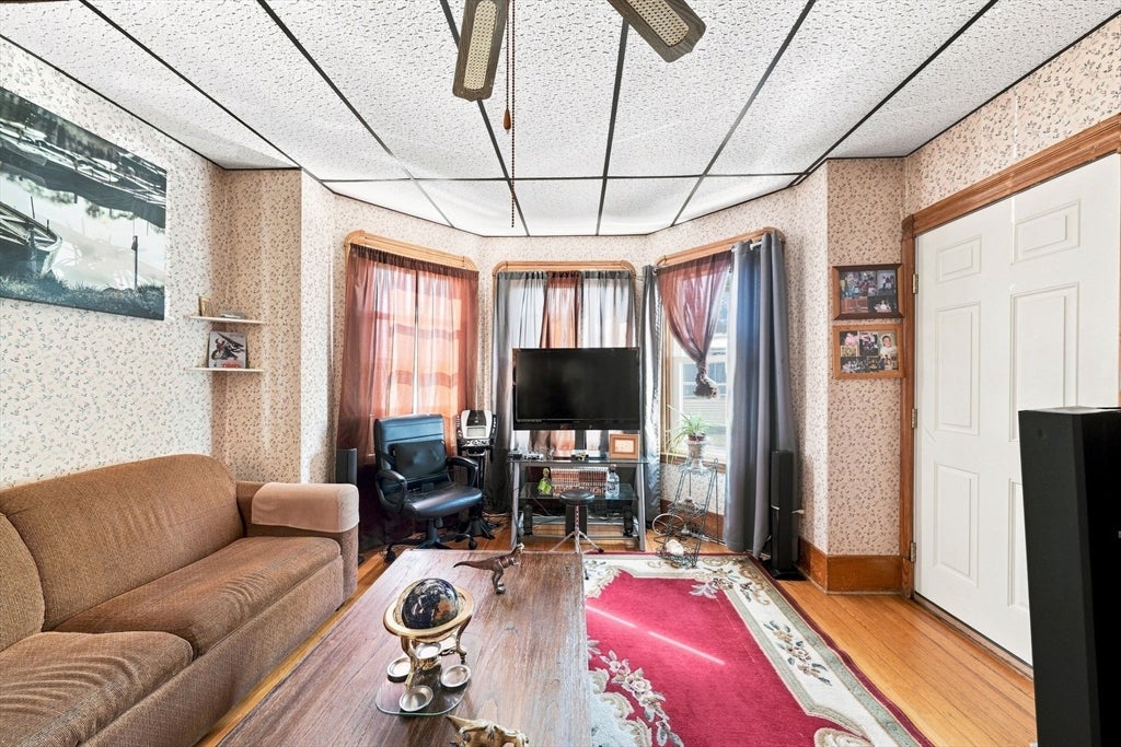 99 Hazard St, New Bedford, MA Photo #6