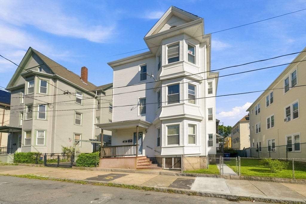 Photo of 99 Hazard St, New Bedford, MA