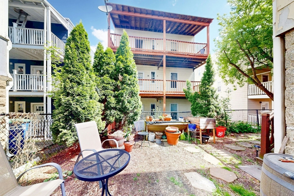 8 Douglas Ave, Somerville, MA Photo #42