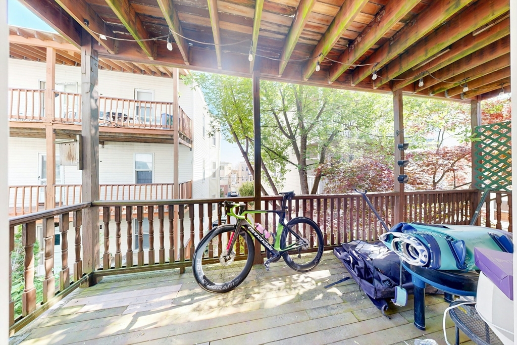 8 Douglas Ave, Somerville, MA Photo #15