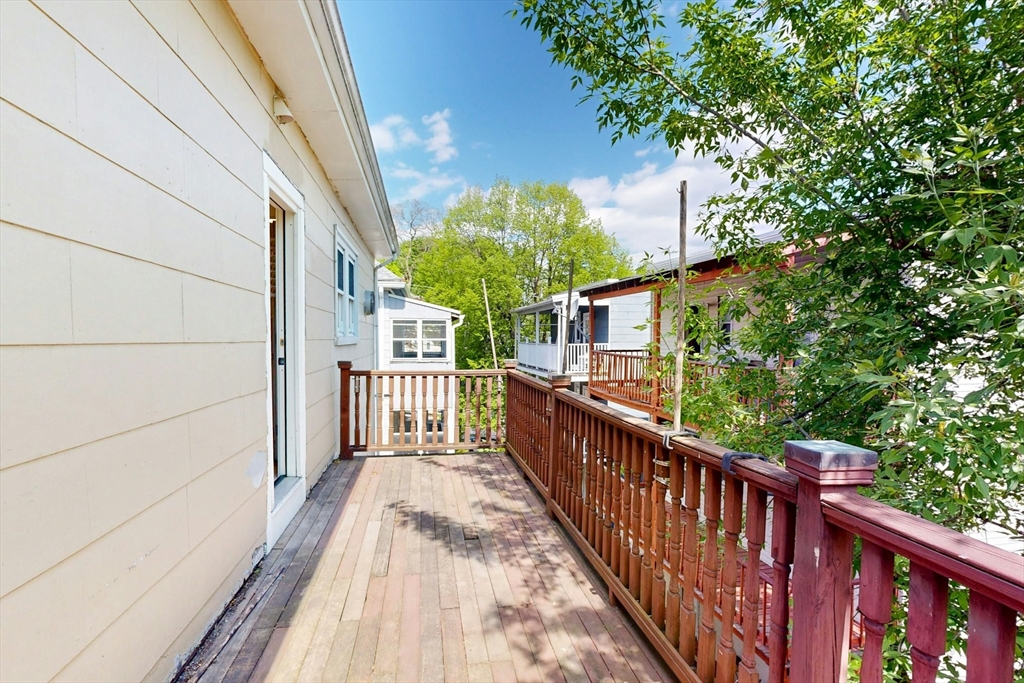 8 Douglas Ave, Somerville, MA Photo #32