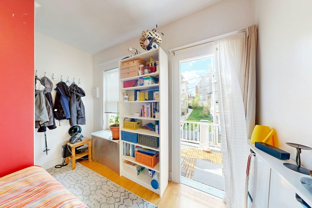 8 Douglas Ave, Somerville, MA Photo #28