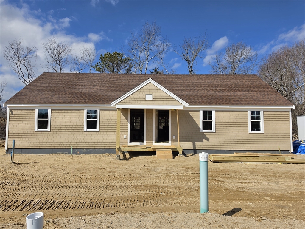 Photo 1 of 6 — 87 Acapesket Rd 2B, Falmouth, MA 02536