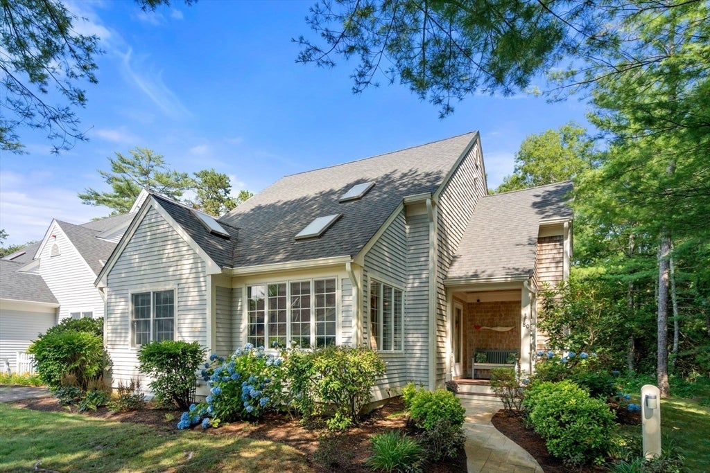 80 Gold Leaf Ln 80