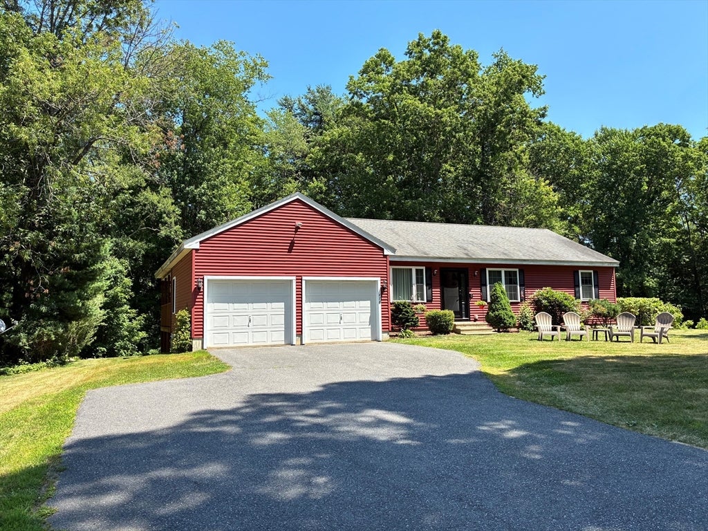 Photo of 476 Wachusett St, Holden, MA 01520 (MLS # 73555217)