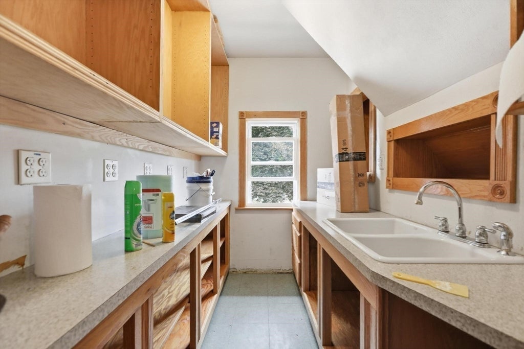 17 Albion Street, Lawrence, MA Photo #17