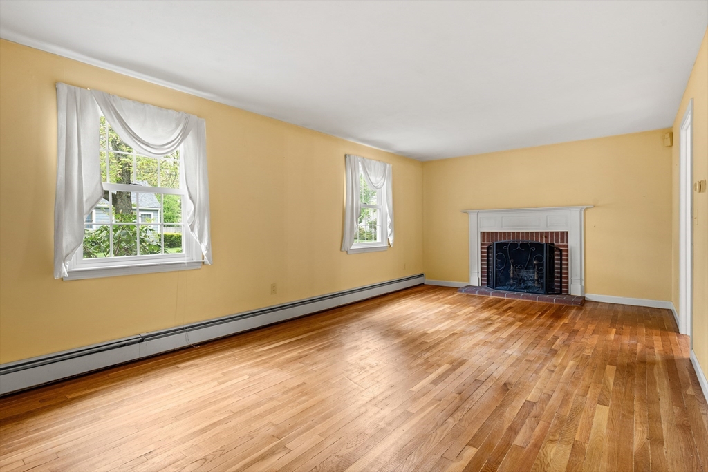 56 Trask St