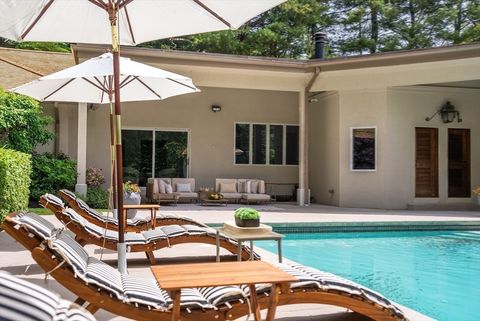 81 Countryside Ln Milton MA 02186