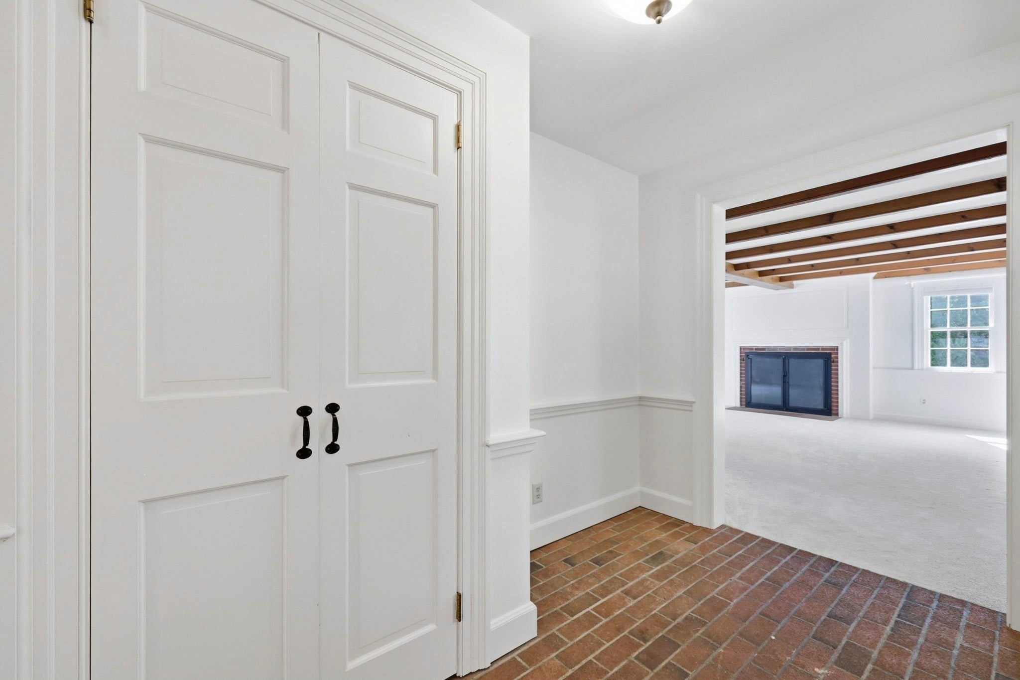 1006 South East Street