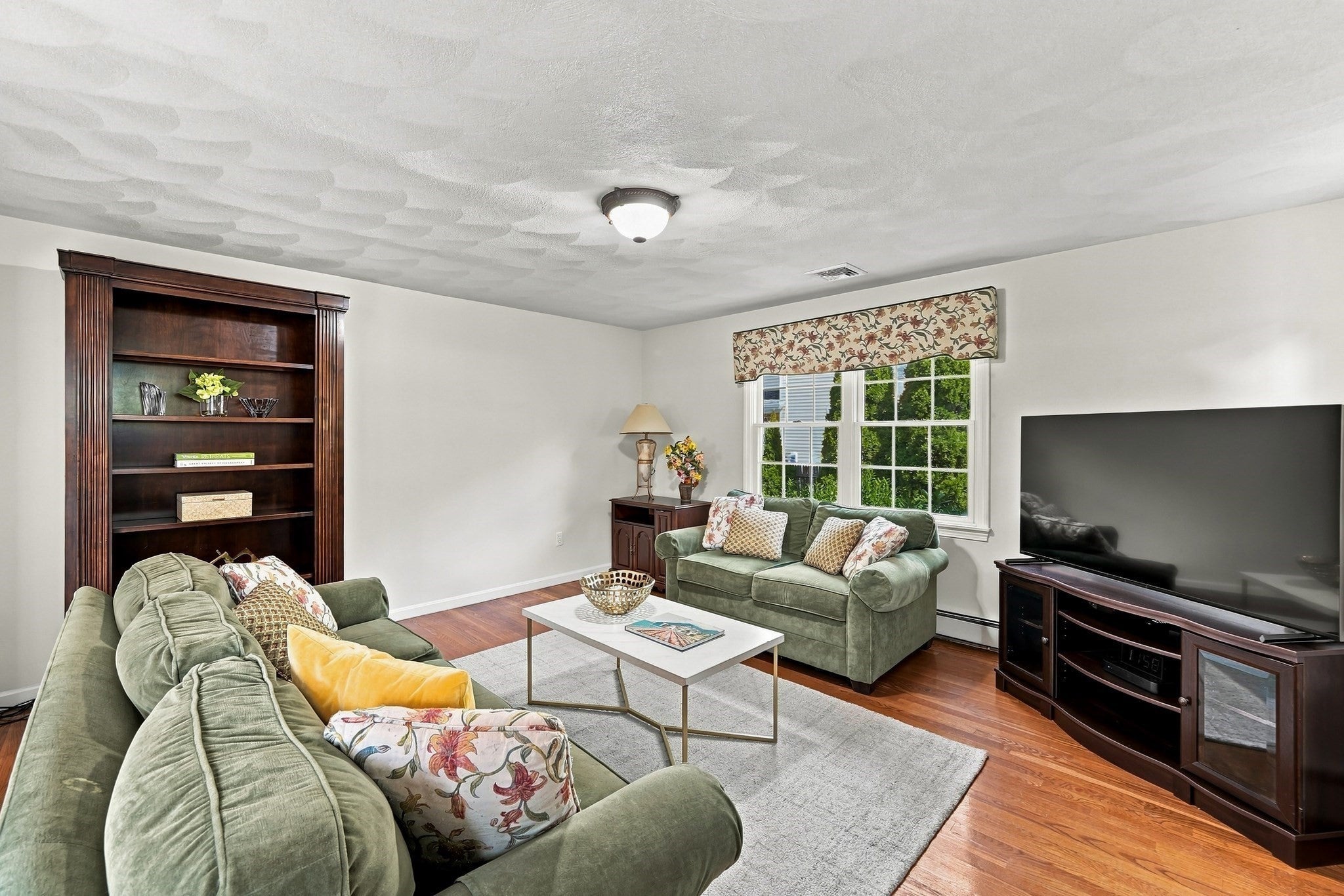 24 Richardson St, Winchester, MA, 24 Richardson St, Winchester, MA Photo #4