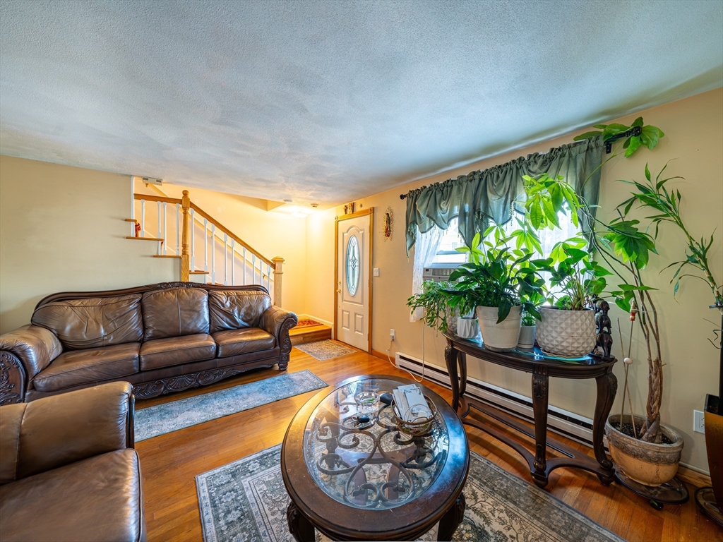 55 Calumet St 55