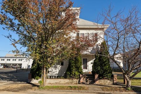 4 Elm St 3 Peabody MA 01960