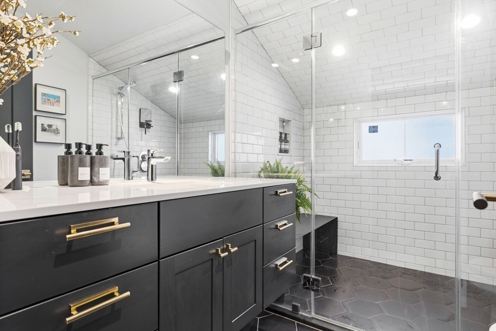 27 Saxton St #3, Boston, MA, 27 Saxton St #3, Boston, MA Photo #19