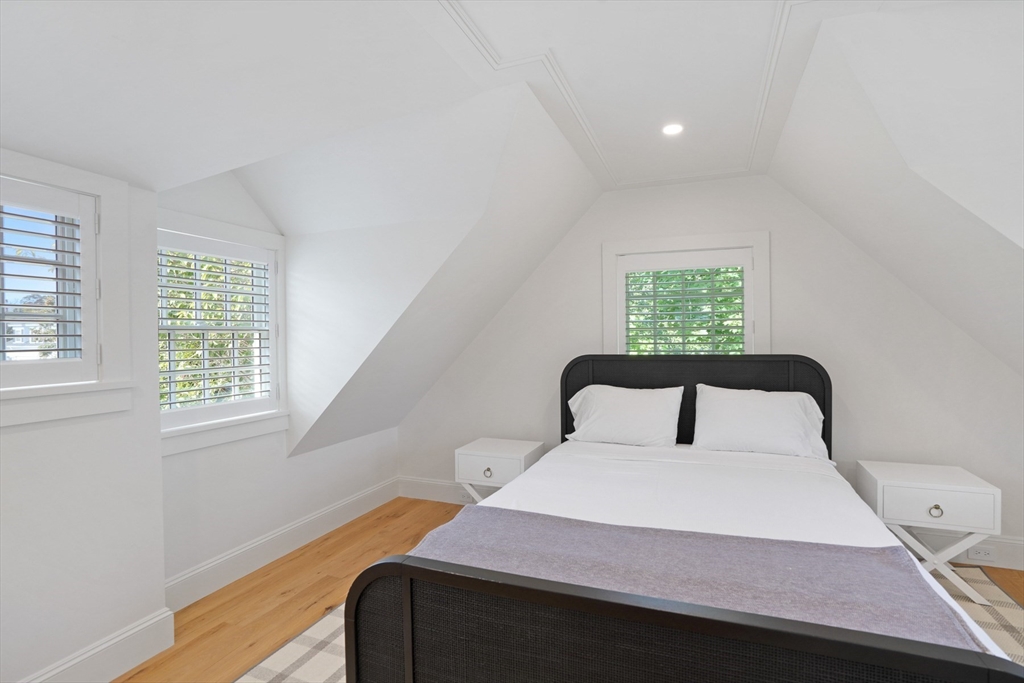 56 North Summer Street, Edgartown, MA Photo #34
