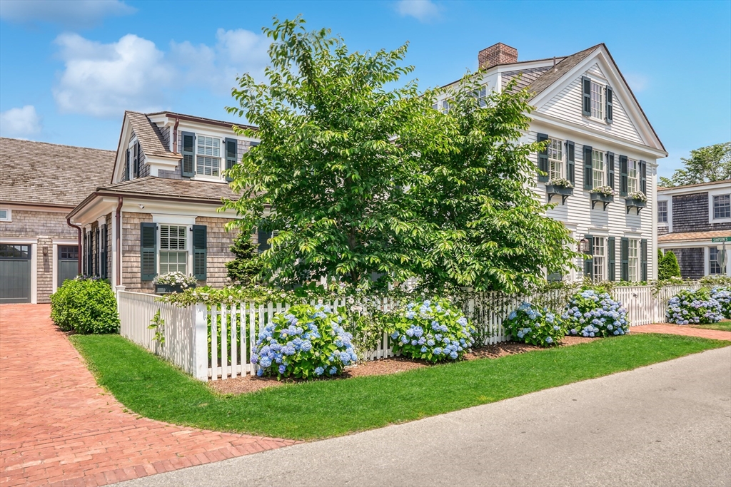 Photo: 56 North Summer Street, Edgartown, MA