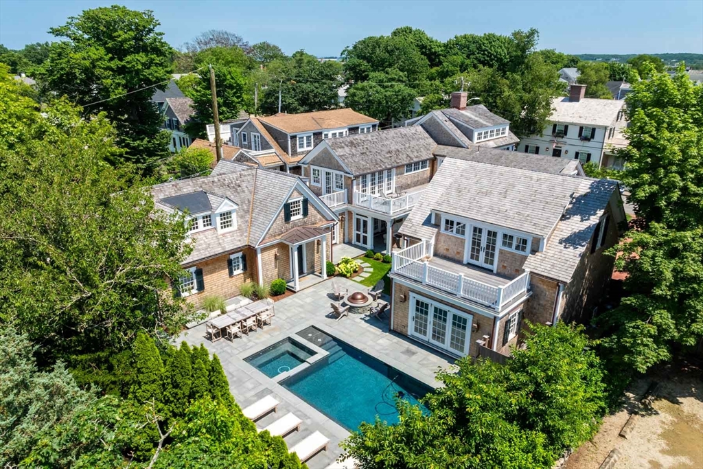 56 North Summer Street, Edgartown, MA Photo #7
