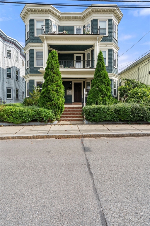15 Oakland St 1