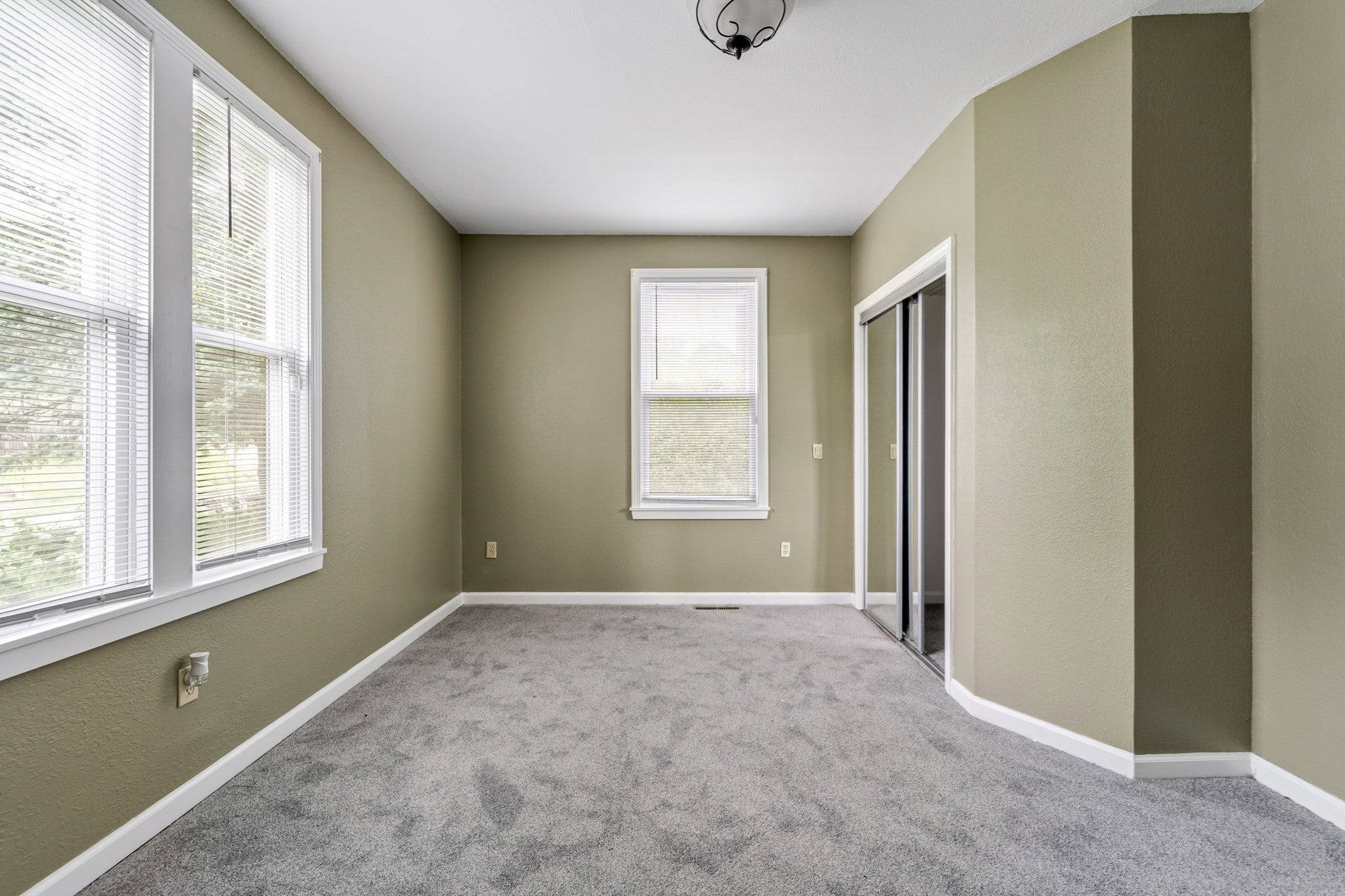 59 Prospect St, Chicopee, MA, 59 Prospect St, Chicopee, MA Photo #12