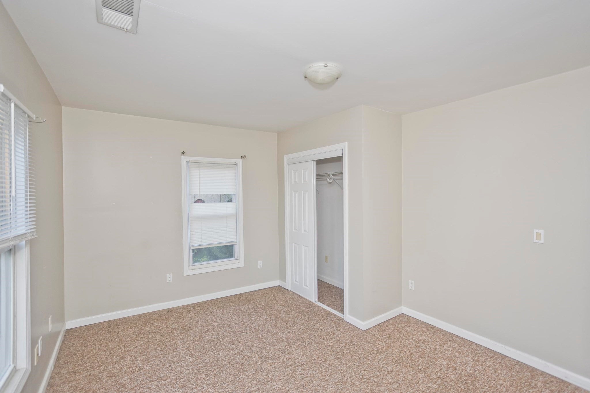 59 Prospect St, Chicopee, MA, 59 Prospect St, Chicopee, MA Photo #21