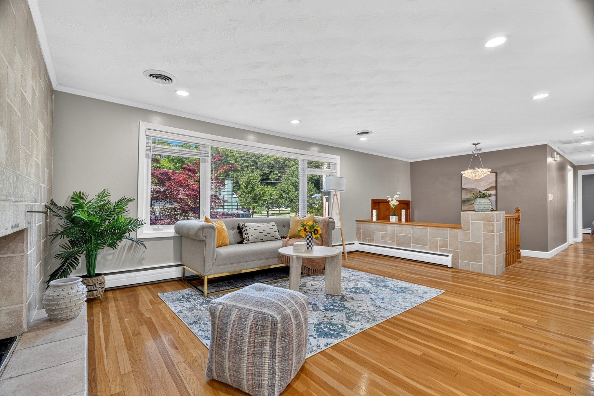 32 Bobolink Rd