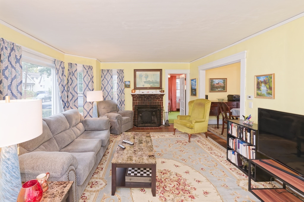 34 Burdette Ave