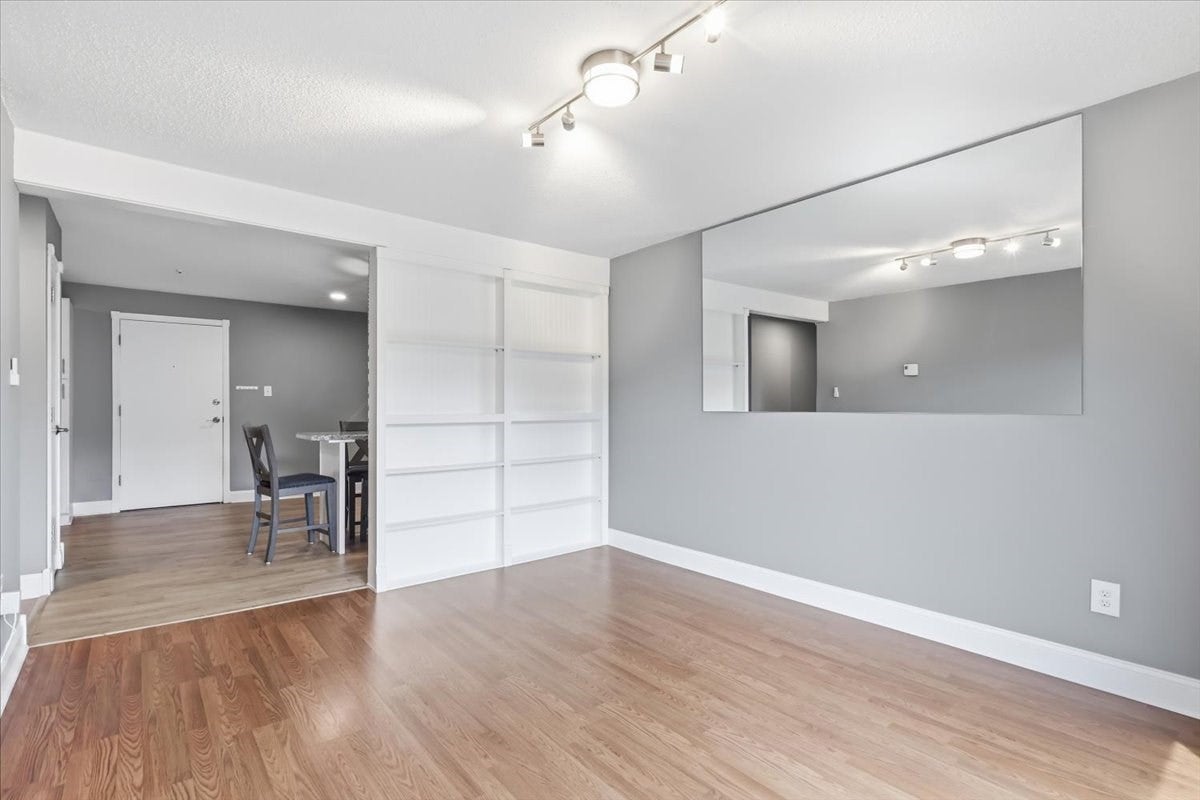 2 Karena Drive #12, Taunton, MA Photo #14