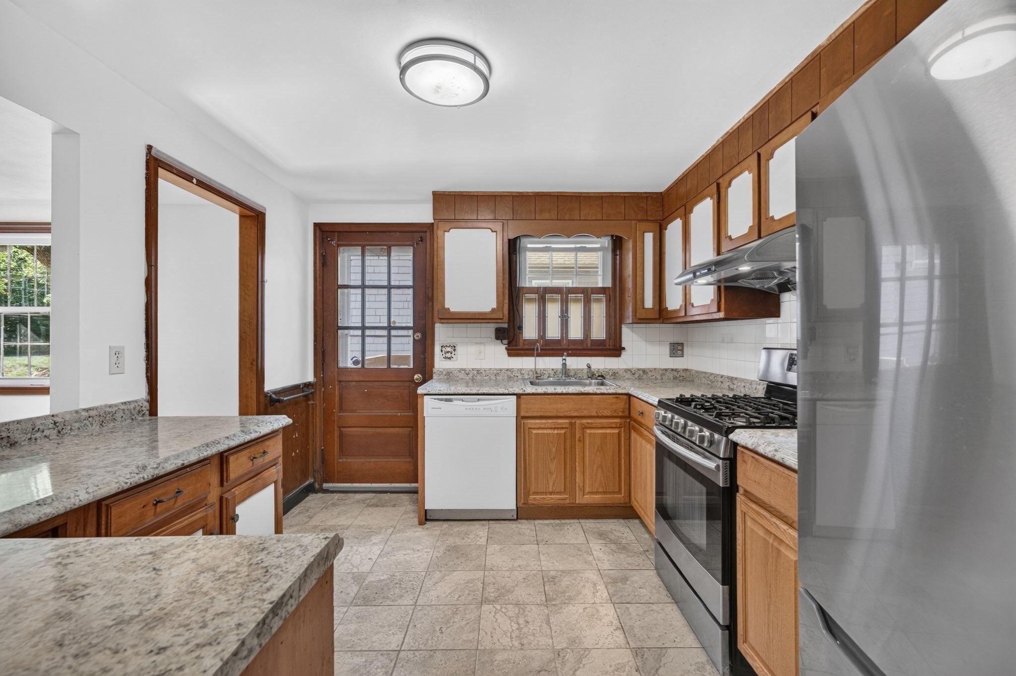 24 Grapevine Ave, Lexington, MA, 24 Grapevine Ave, Lexington, MA Photo #7