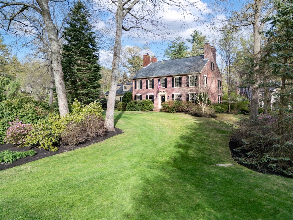 24 Old Farm Rd