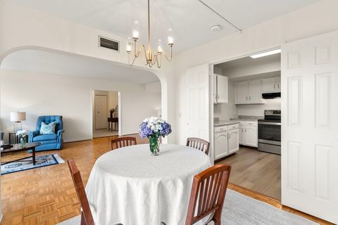 250 Hammond Pond Pkwy 1002N Newton MA 02467