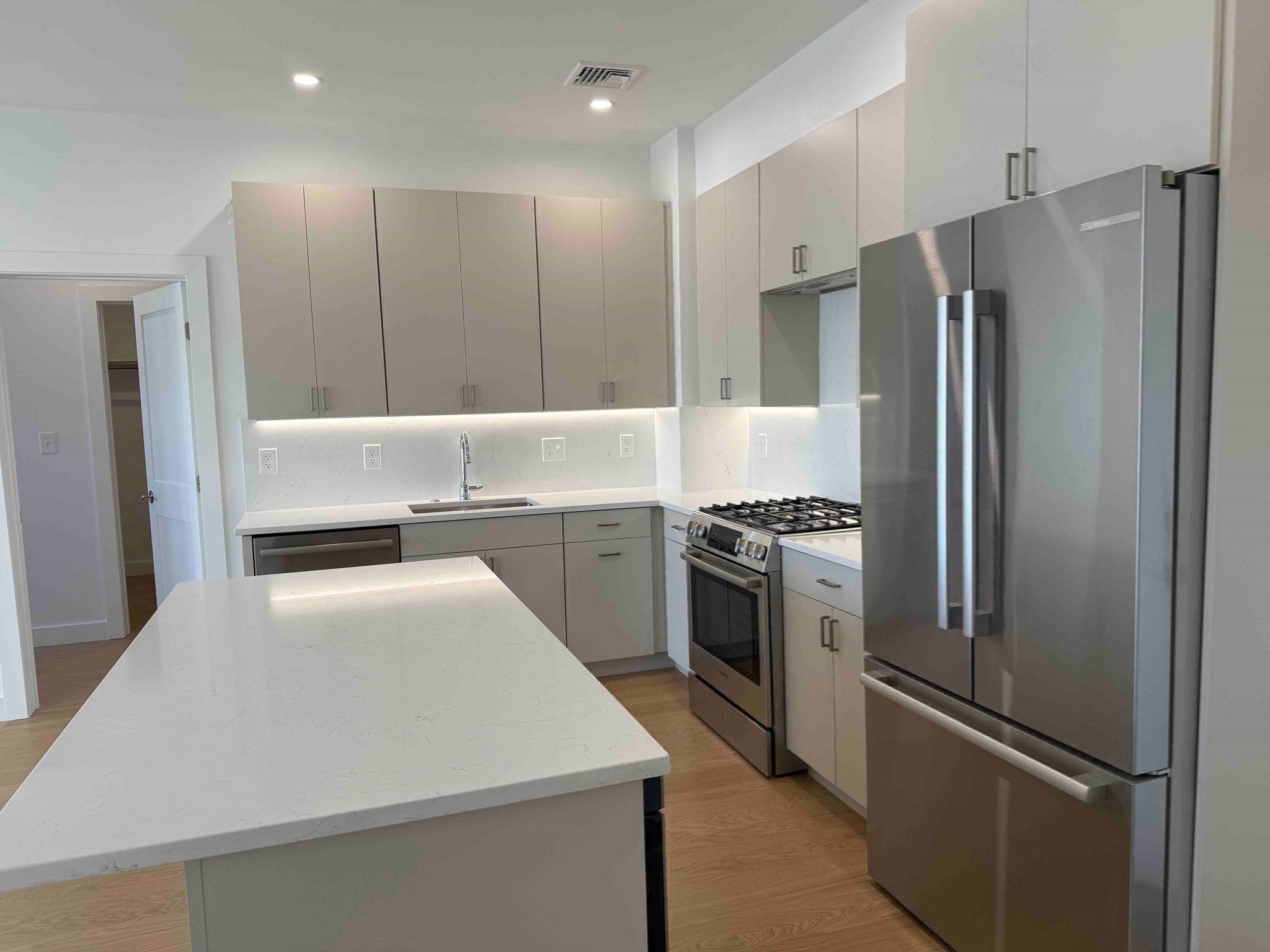 256 Dorchester Street #502, Boston, MA Photo #11