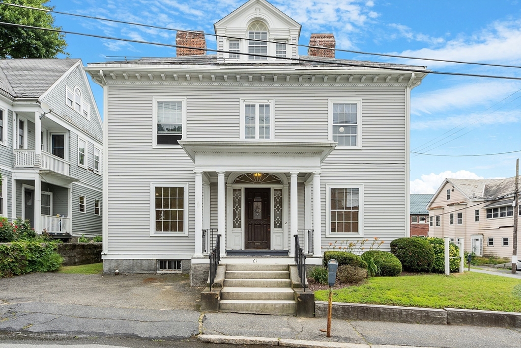 61 Fox St