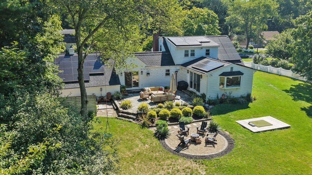13 Forrest Rd, Topsfield, MA Photo #3