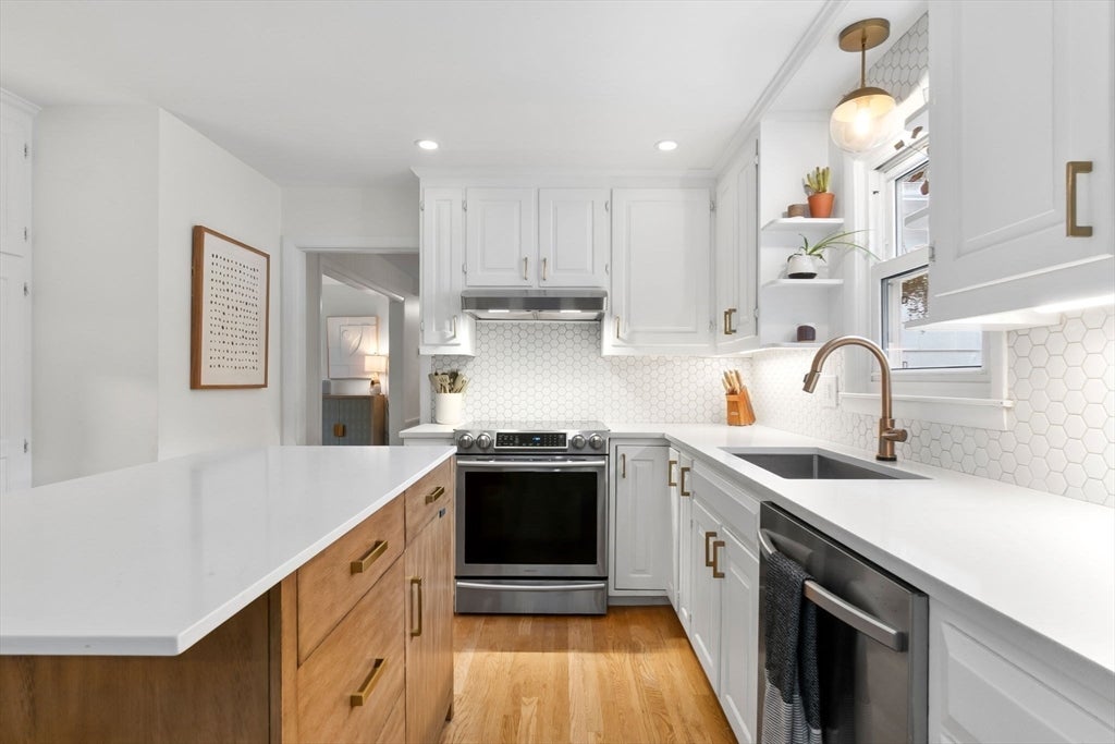 13 Forrest Rd, Topsfield, MA Photo #12