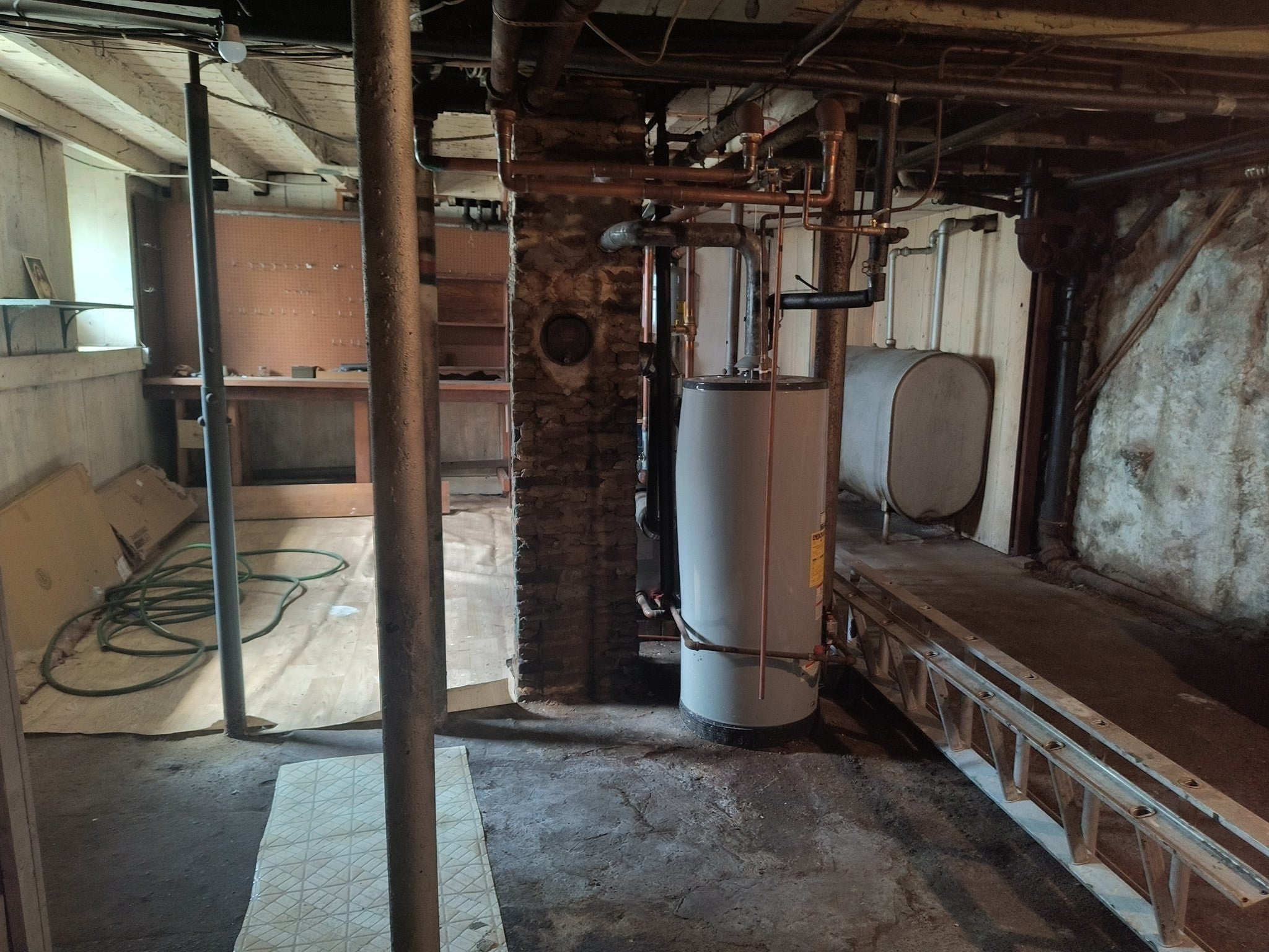 90 Tremont St, Fall River, MA Photo #17