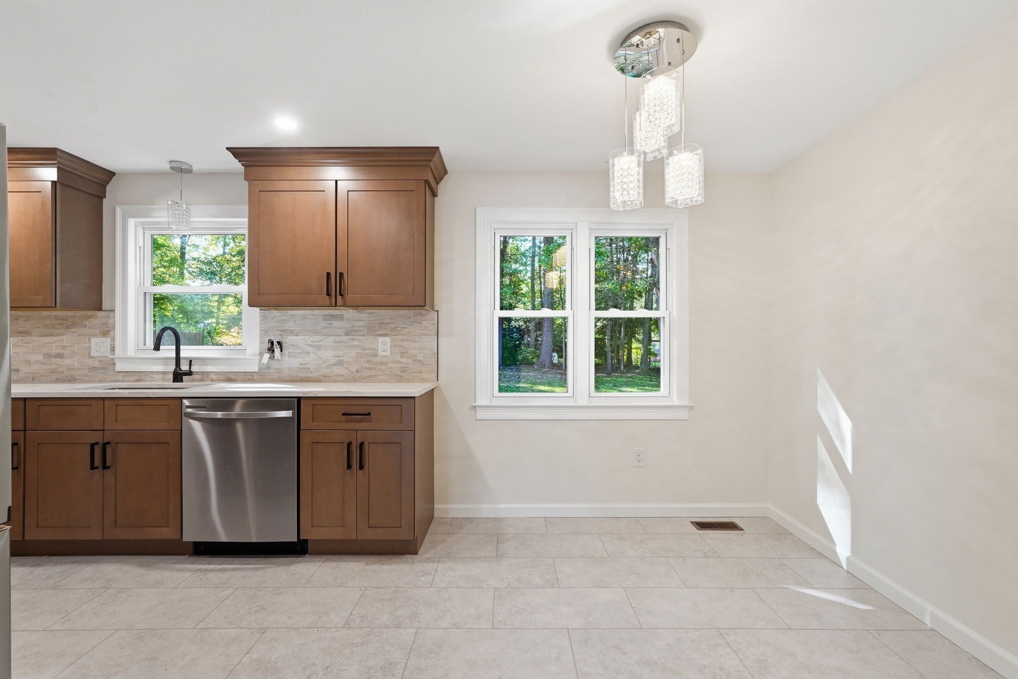 17 Meadowview Rd, Wilbraham, MA, 17 Meadowview Rd, Wilbraham, MA Photo #14